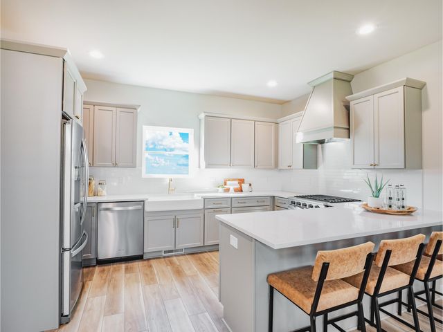 1954 Forest Ridge Drive, Valparaiso, IN 46385