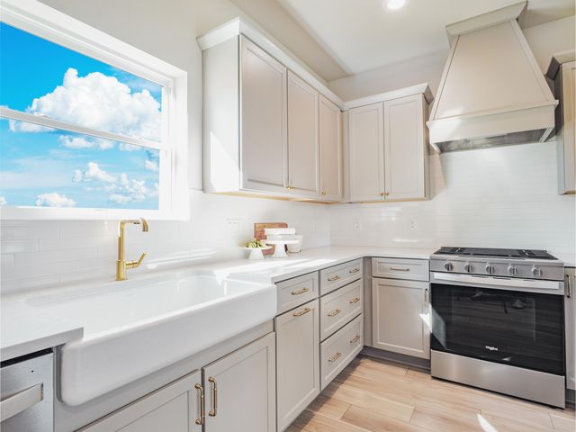 1954 Forest Ridge Drive, Valparaiso, IN 46385