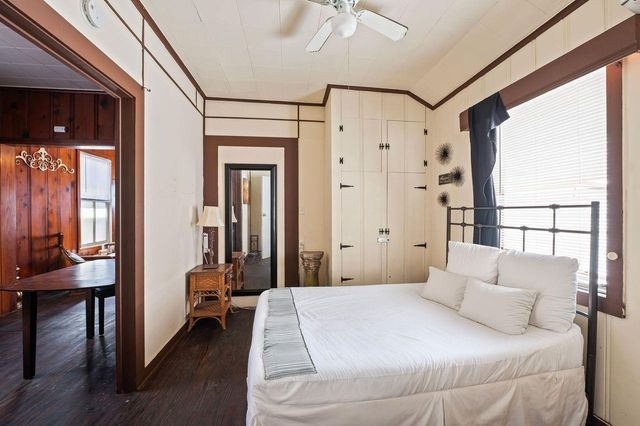 620 Ball, Galveston, TX 77550