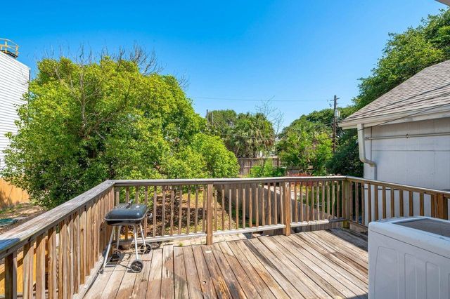 620 Ball, Galveston, TX 77550