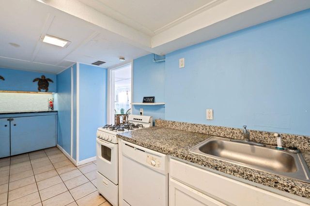 620 Ball, Galveston, TX 77550