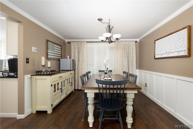 17 Spruceland, Lancaster, NY 14086