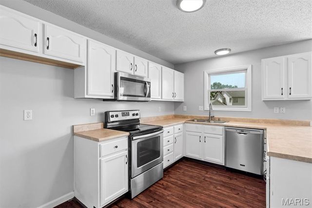 7196 Heald Drive, O'fallon, MO 63368