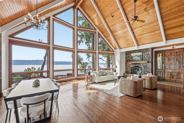 191 Canal Lane Court, Brinnon, WA 98320