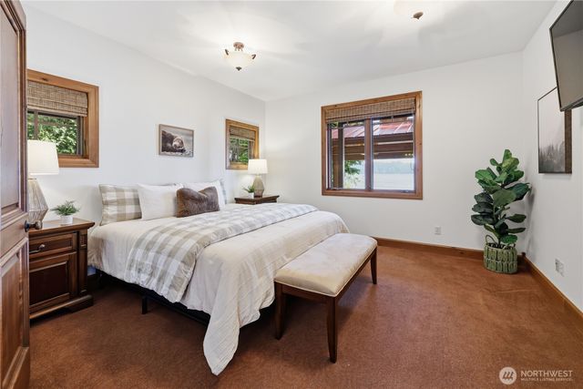 191 Canal Lane Court, Brinnon, WA 98320