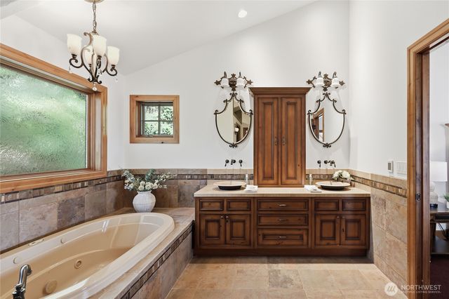 191 Canal Lane Court, Brinnon, WA 98320