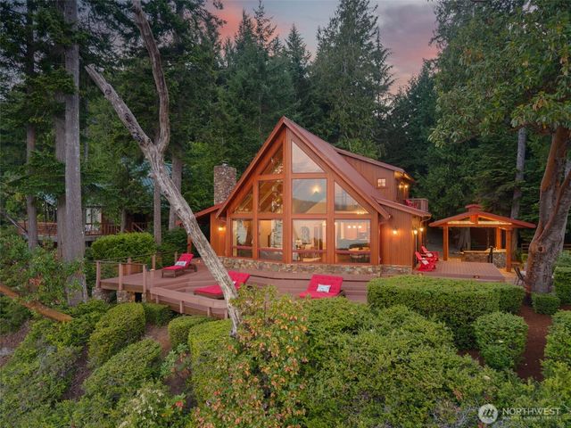 191 Canal Lane Court, Brinnon, WA 98320