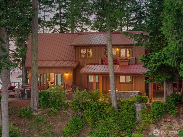 191 Canal Lane Court, Brinnon, WA 98320
