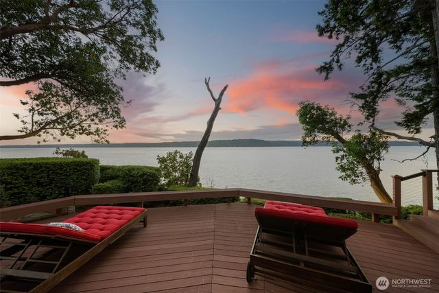 191 Canal Lane Court, Brinnon, WA 98320