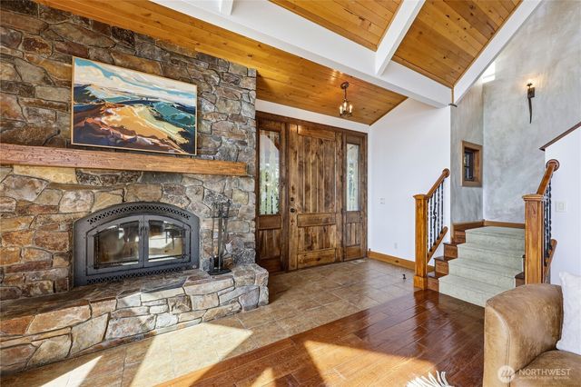 191 Canal Lane Court, Brinnon, WA 98320