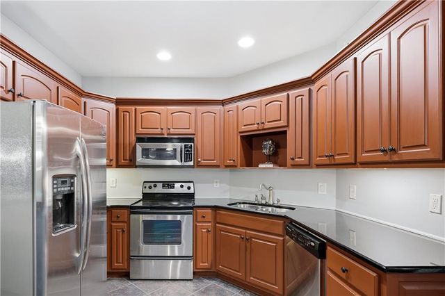 2585 Shumard Oak Drive, Braselton, GA 30517