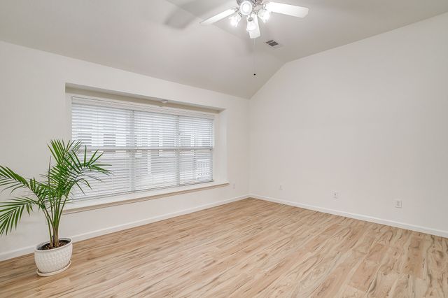 9237 Odeum Drive, Fort Worth, TX 76244