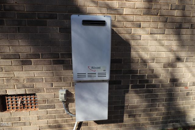 4138 Deep Wood Circle, Durham, NC 27707