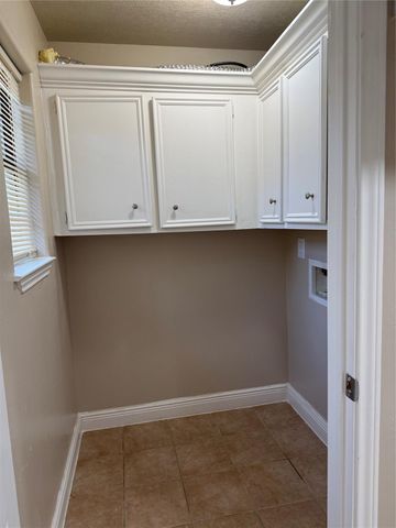 610 Elk Drive, Crosby, TX 77532