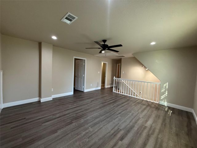 610 Elk Drive, Crosby, TX 77532