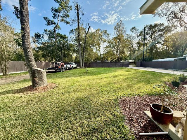 610 Elk Drive, Crosby, TX 77532