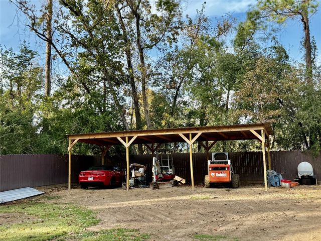 610 Elk Drive, Crosby, TX 77532