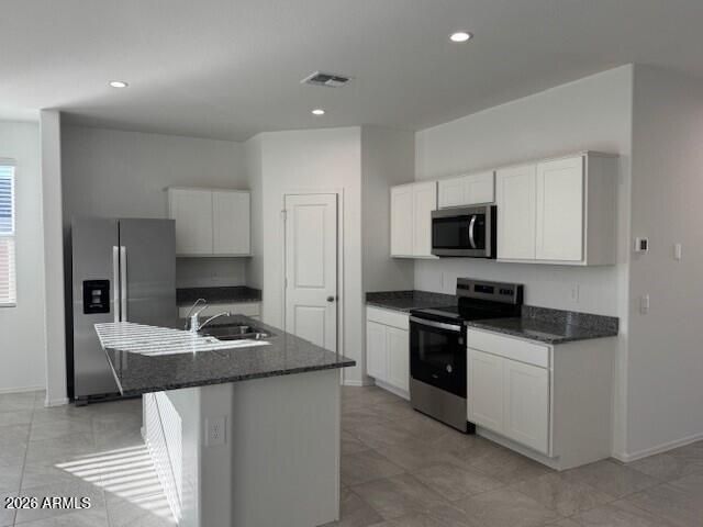586 N 14TH Drive, Coolidge, AZ 85128