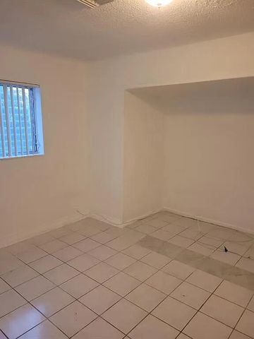 1810 NE 42nd Street, Pompano Beach, FL 33064