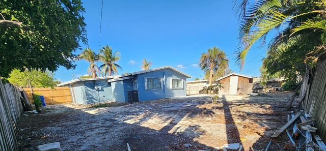 1810 NE 42nd Street, Pompano Beach, FL 33064