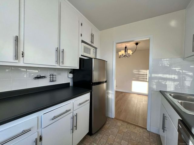 30 Glenbrook Road APT 6D, Stamford, CT 06902