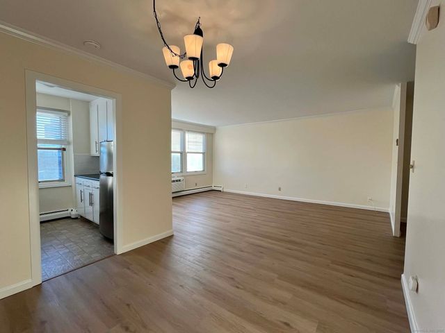 30 Glenbrook Road APT 6D, Stamford, CT 06902