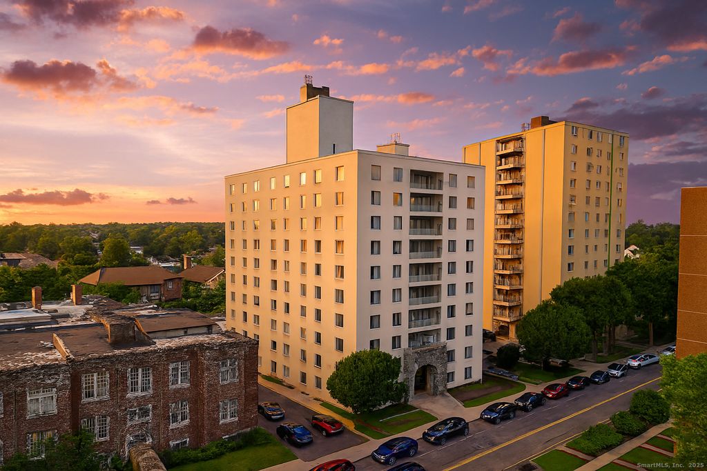 30 Glenbrook Road APT 6D, Stamford, CT 06902