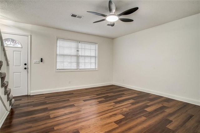 13908 Dundee Circle, Grandview, MO 64030