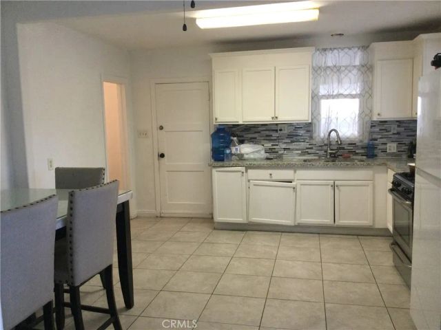 332 W 11th, Perris, CA 92570