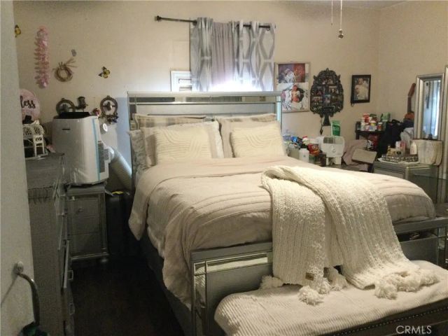 332 W 11th, Perris, CA 92570