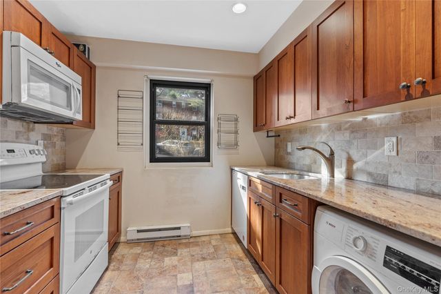 55 Fieldstone Drive 43, Hartsdale, NY 10530