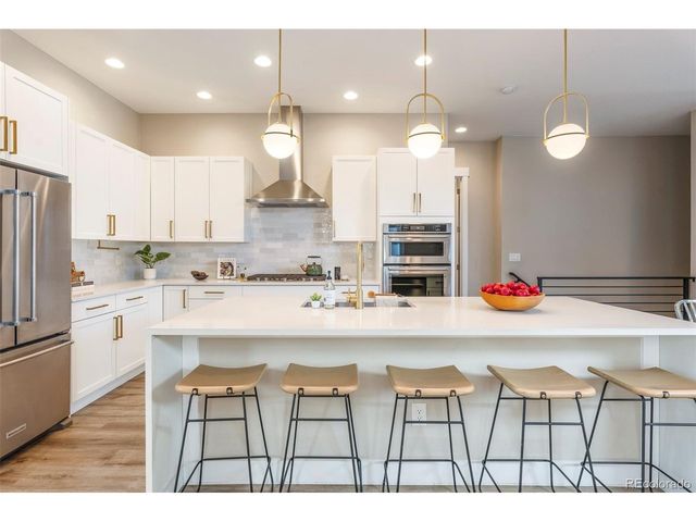 5689 Zuni Ct, Denver, CO 80221