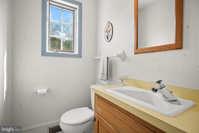 552 HEREFORD LN, Mickleton, NJ 08056