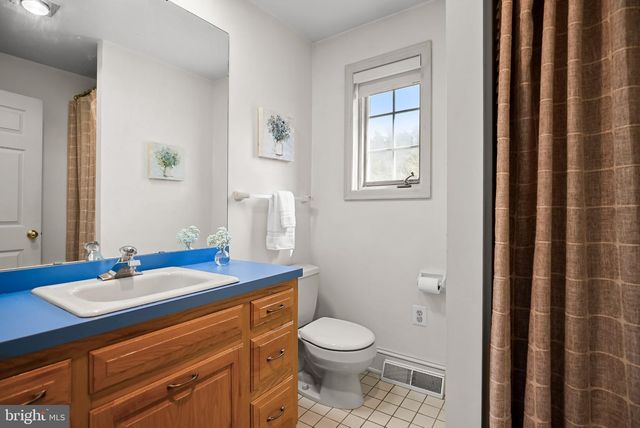 552 HEREFORD LN, Mickleton, NJ 08056