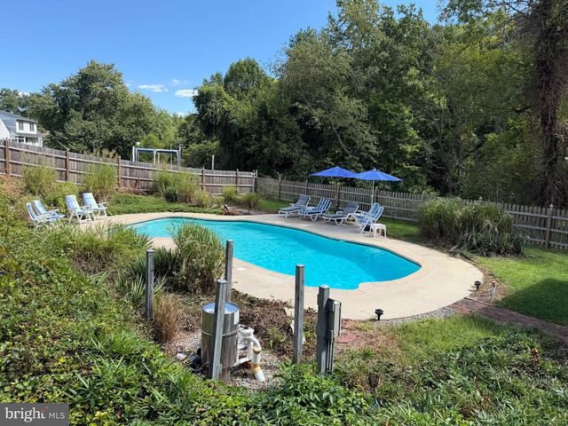 552 HEREFORD LN, Mickleton, NJ 08056