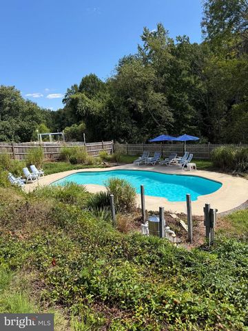 552 HEREFORD LN, Mickleton, NJ 08056