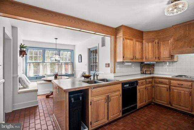 552 HEREFORD LN, Mickleton, NJ 08056