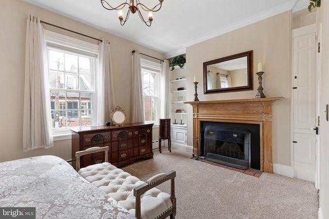 30 THE STRAND, New Castle, DE 19720
