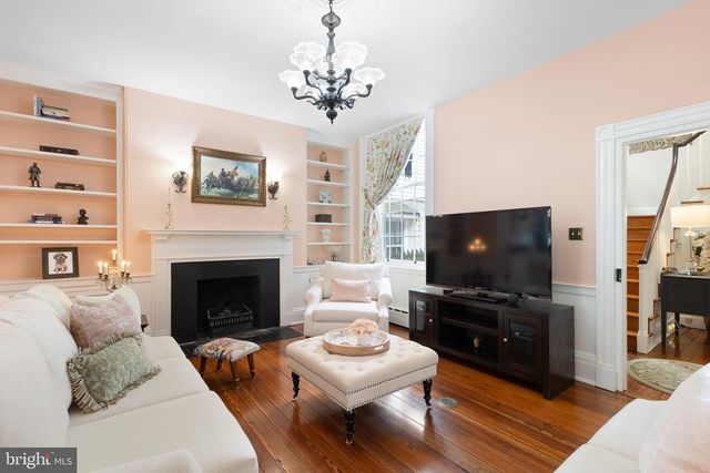30 THE STRAND, New Castle, DE 19720