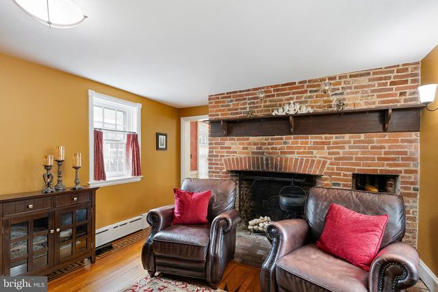 30 THE STRAND, New Castle, DE 19720
