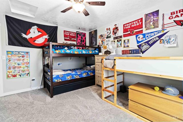 588 Gateway Ave, Middleton, ID 83644