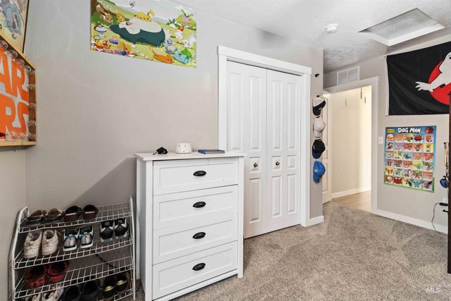 588 Gateway Ave, Middleton, ID 83644