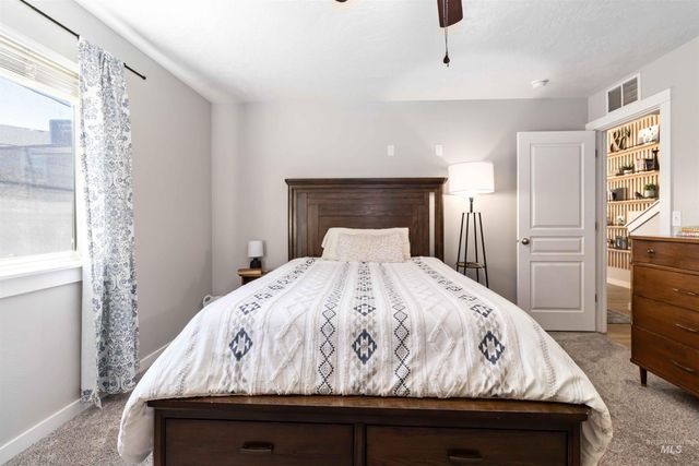 588 Gateway Ave, Middleton, ID 83644