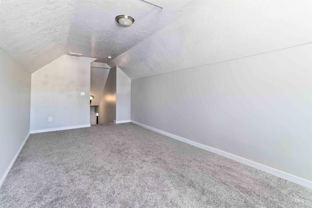 588 Gateway Ave, Middleton, ID 83644