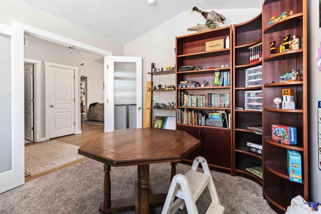 588 Gateway Ave, Middleton, ID 83644