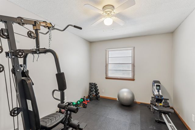 202 NE Crestmoor Place, Ankeny, IA 50021