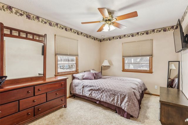 202 NE Crestmoor Place, Ankeny, IA 50021