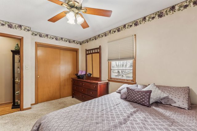 202 NE Crestmoor Place, Ankeny, IA 50021