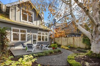 171 Wallace Way NE #B, Winslow, WA 98110