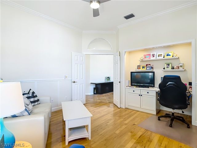 1195 Imperial DR 56, Naples, FL 34110